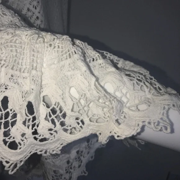 Jen's Pirate Booty x Free People white off shoulder cotton lace top boho - Picture 5 of 6